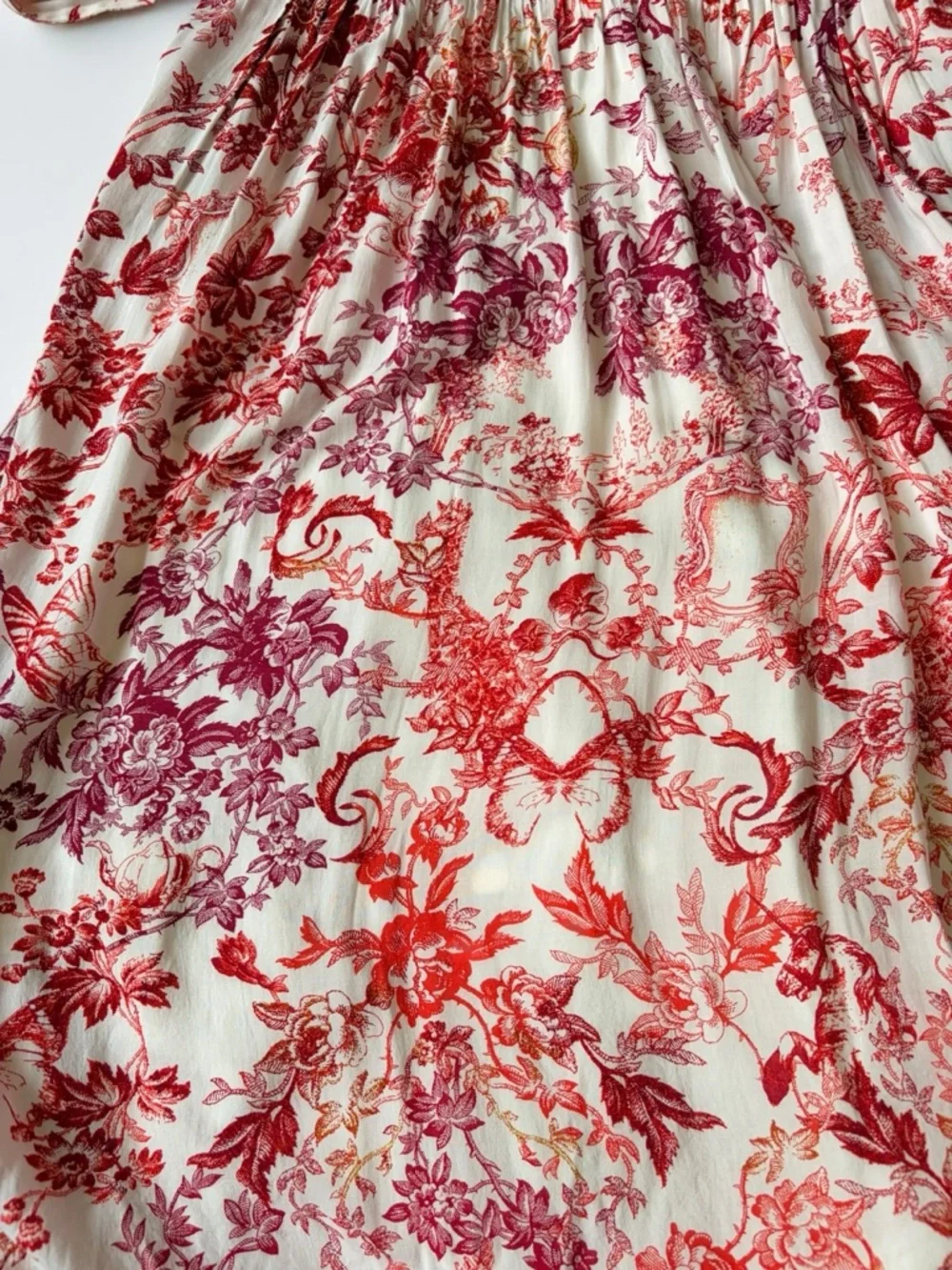 Maeve by Anthropologie Red and Rose Whimsical Print Midi Skirt Dipped Hem S - Picture 12 of 13
